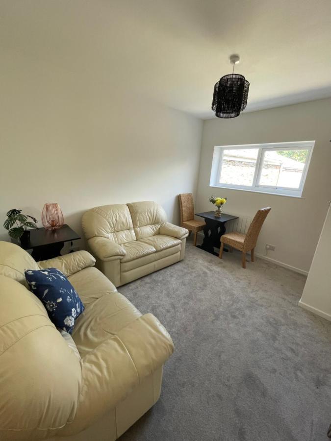 The Hideaway Apartment Modbury Bagian luar foto